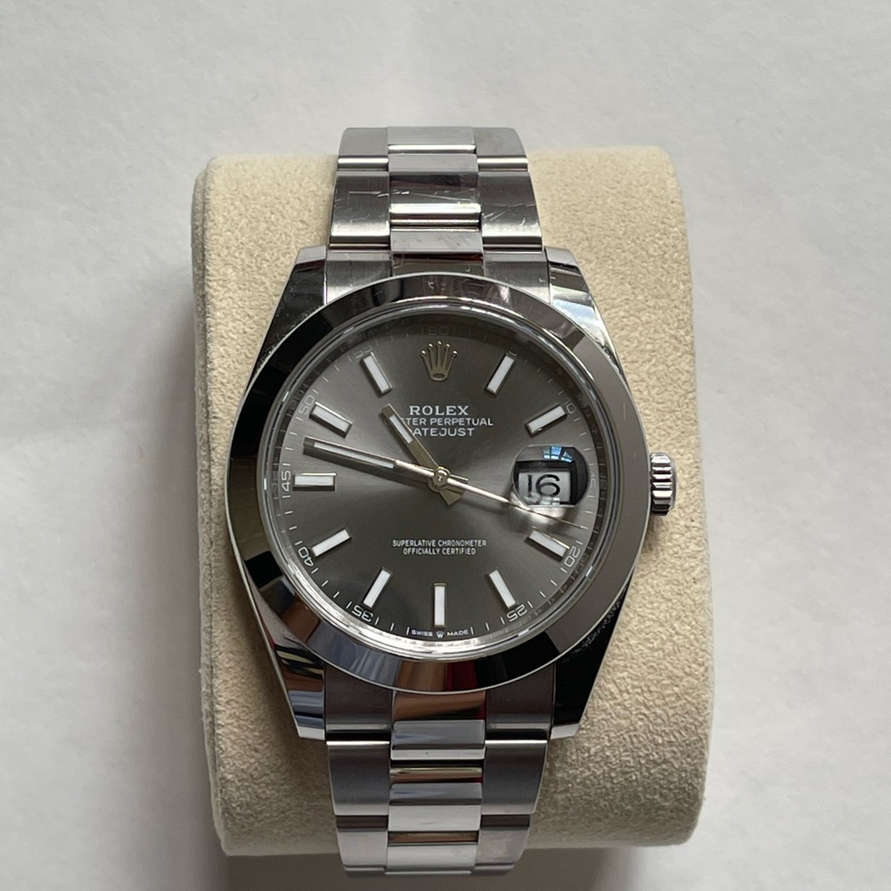 SOLD *NFS* ROLEX Stainless Steel 41mm Oyster Perpetual Datejust Rhodium Watch